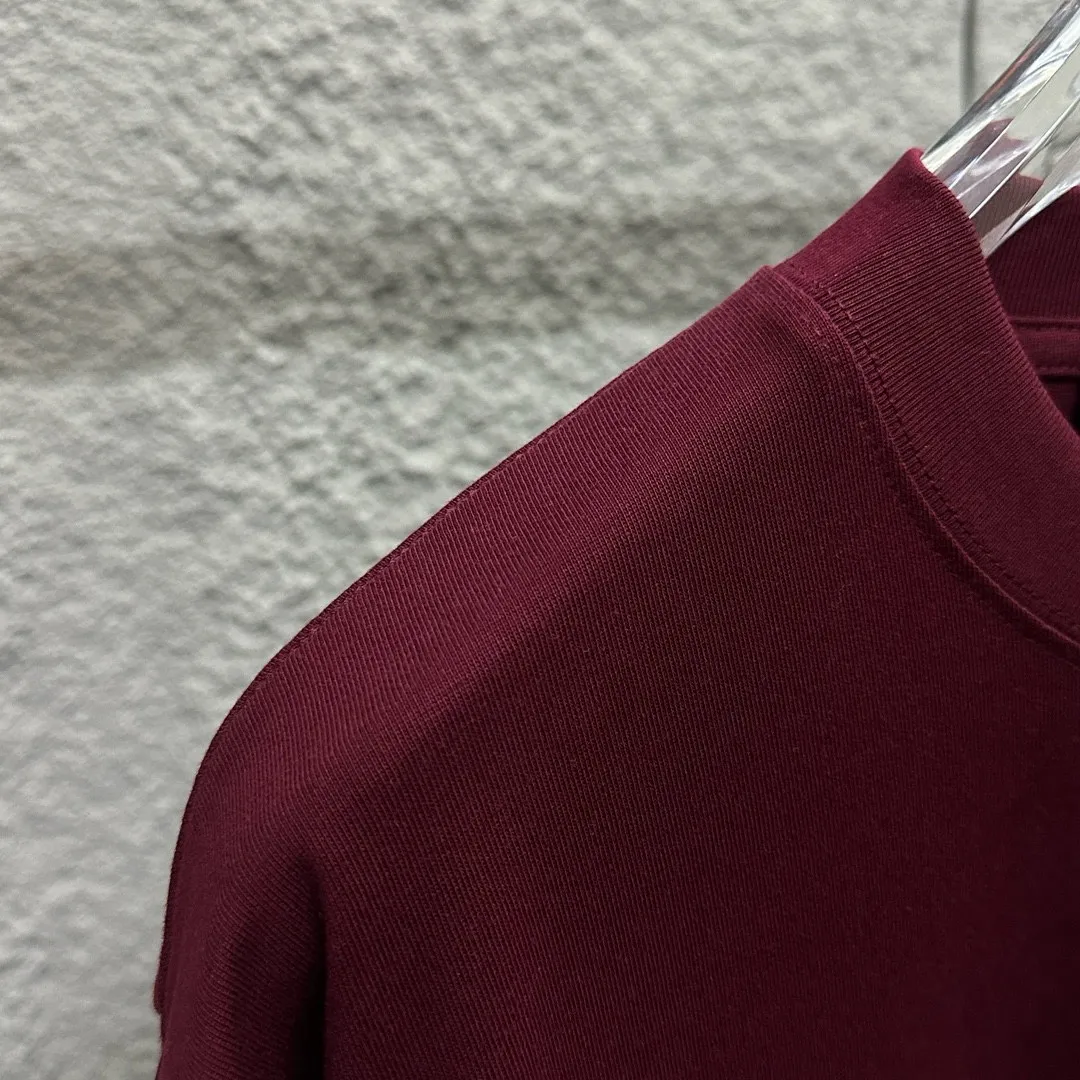 🅿️180 Dio* Dior 2025 spring and summer new style Classic splash lettering front and back printing Simple and elegant Customized double yarn plain cotton fabric Short-sleeved T-shirt Uniform for men and women Color: Black White Angora Red Size: S (90-130 catties) M (120-150 catties) L (140-165 catties) XL (160-180 catties) XXL (180-210 pounds)