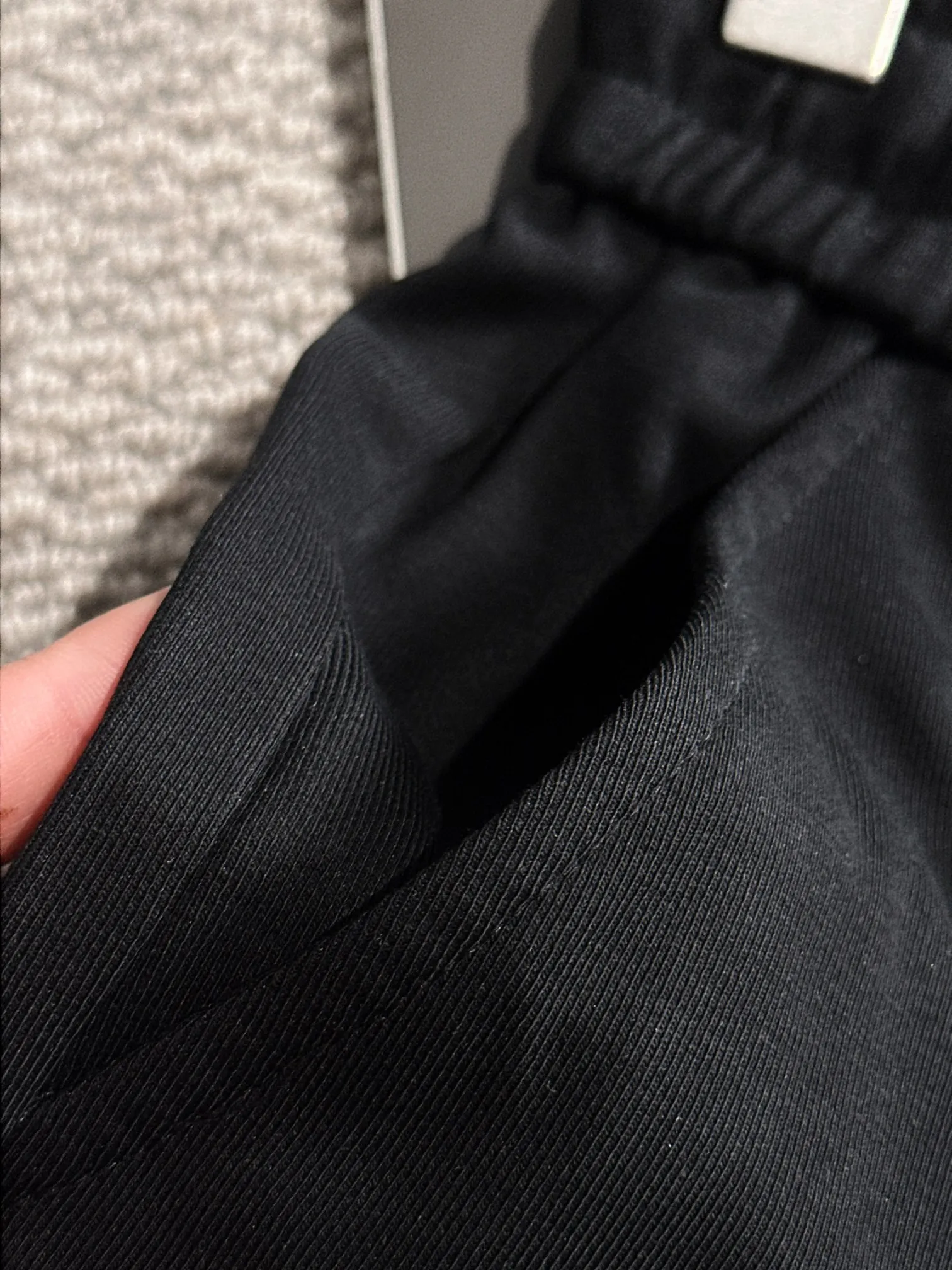 🅿️380 next day shipping Dior 2025 spring and summer new elastic band casual pants, thin counter custom fabrics, high breathability and comfort, impeccable details, brand element design concept, reflecting high quality. It feels delicate and soft! It presents a casual cut and the upper body shape is great! Size: M-4XL