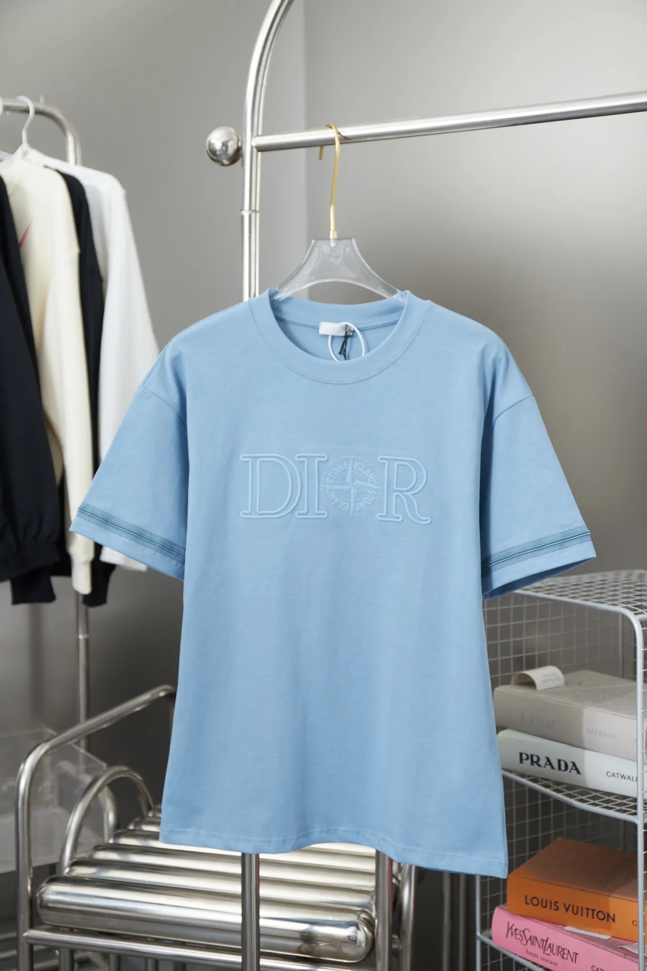 🅿️210 High quality D*OR2025 latest Dior co-branded Stone Island short-sleeved T-shirt, pure cotton double yarn fabric, using high-density thread embroidery, loose version, full set of accessories, soft and thick fabric, complete with three standards, same style for men and women S M L XL