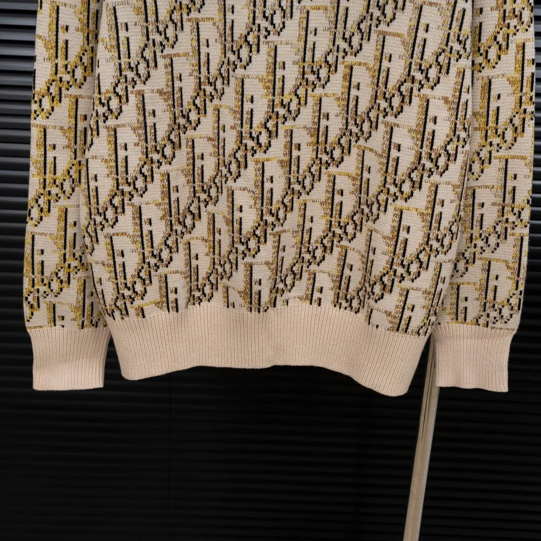 🅿️330 Style: DIOR Dior all-over knitted long-sleeved sweater Size: S-XXL Fabric: Wool blend Accessories: Full set of customized original accessories No gender distinction, same style for men and women