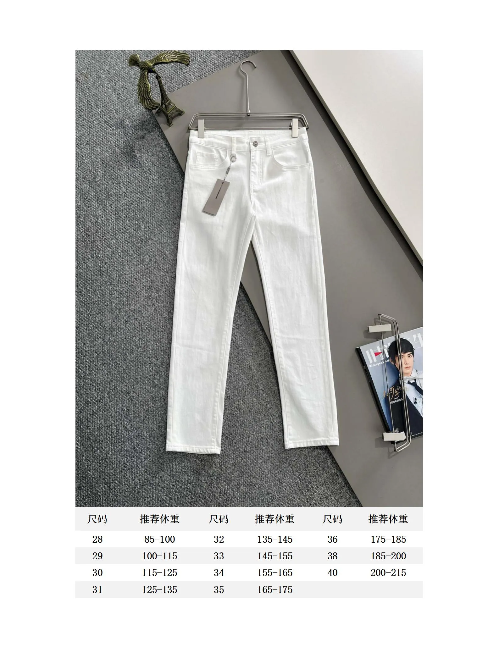 🅿️380 Dior 2025 four-season slim-fit jeans trousers are woven from imported Japanese Denim plain cotton denim fabrics. They are complete with three standards, simple yet elegant, soft, delicate and comfortable, and the upper body is versatile and fashionable! Light luxury, a must-have item for daily commuting! Code number: 28-38 (please state your height and weight when placing an order)