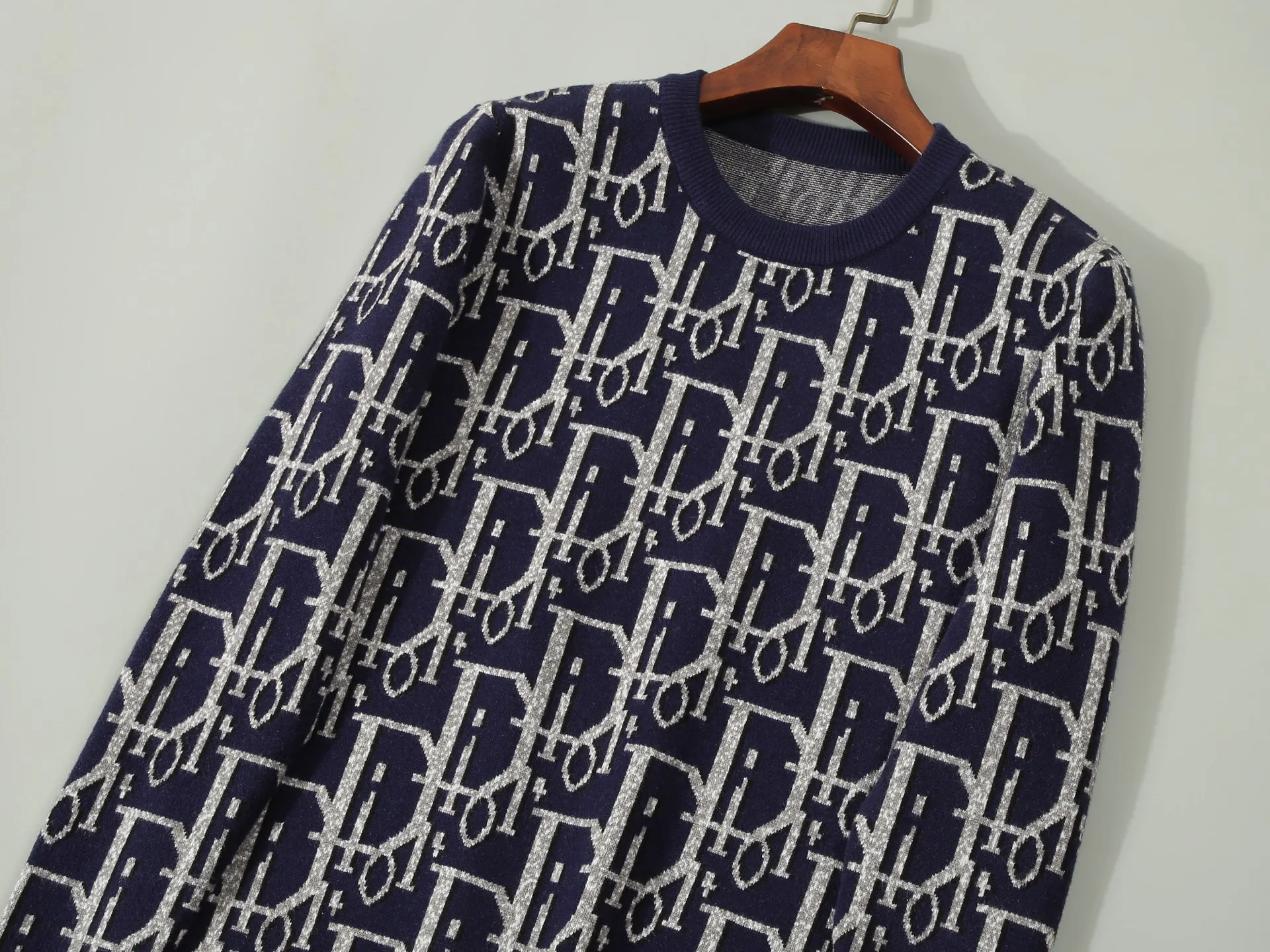 🅿️250 DIO•R, sweater, style number M2212#, size: M-XXXL, fabric: modal. Anti-pilling, color: royal blue