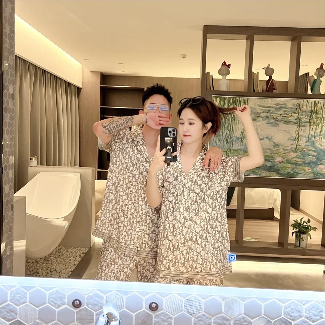 🅿️360 2024 DIOR Dior home wear, high-end Korean silk fabric, skin-friendly, soft and comfortable, couple size M～XXXL