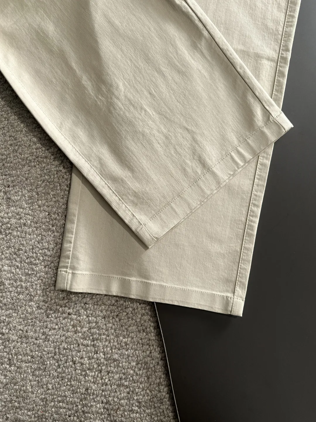 🅿️400 next day shipping DIOR 2025 spring and summer new elastic band casual pants, thin counter custom fabrics, high breathability and comfort, impeccable details, brand element design concept, reflecting high quality. It feels delicate and soft! It presents a casual cut and the upper body shape is great! Size: M-4XL
