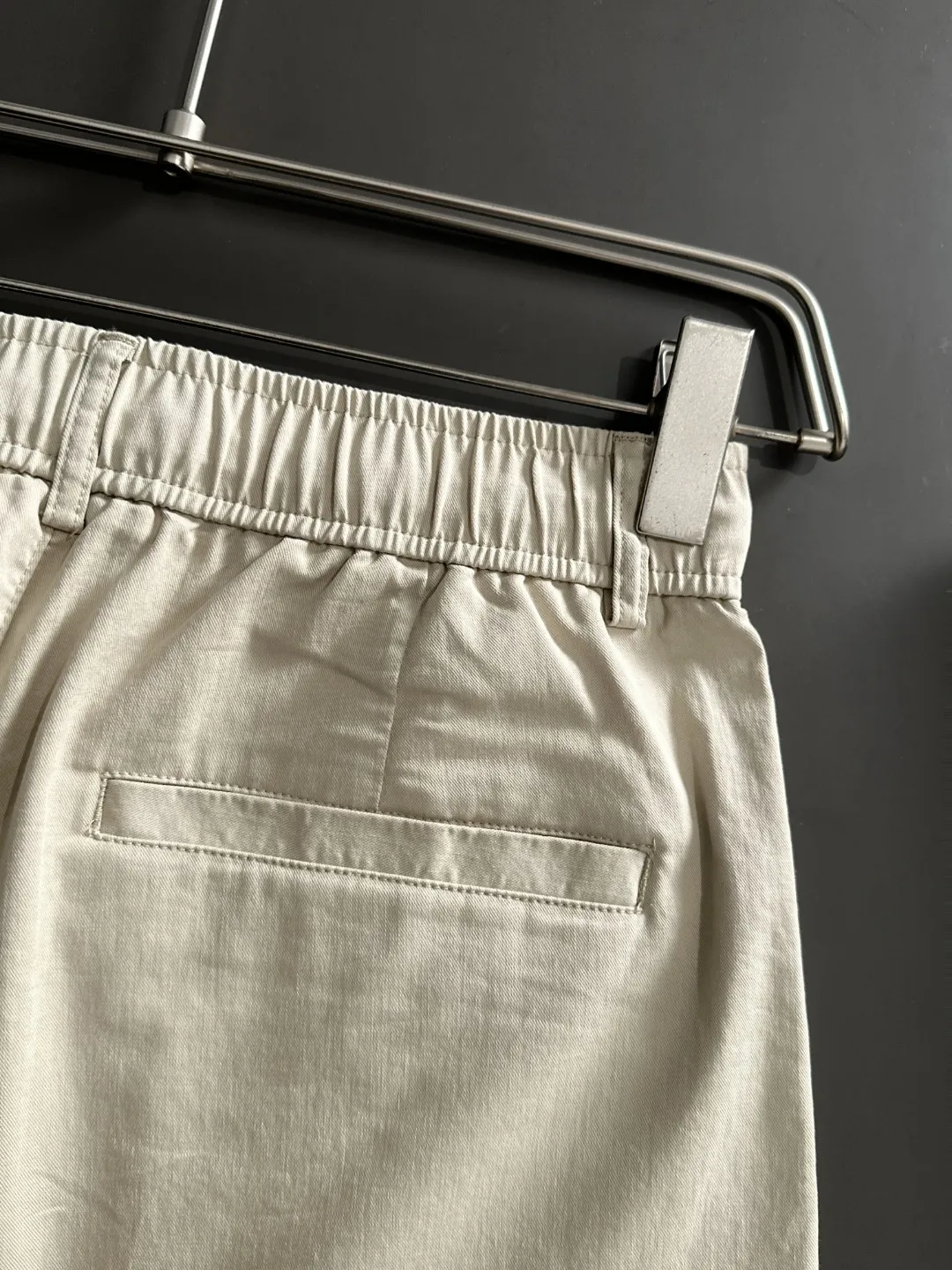 🅿️400 next day shipping DIOR 2025 spring and summer new elastic band casual pants, thin counter custom fabrics, high breathability and comfort, impeccable details, brand element design concept, reflecting high quality. It feels delicate and soft! It presents a casual cut and the upper body shape is great! Size: M-4XL