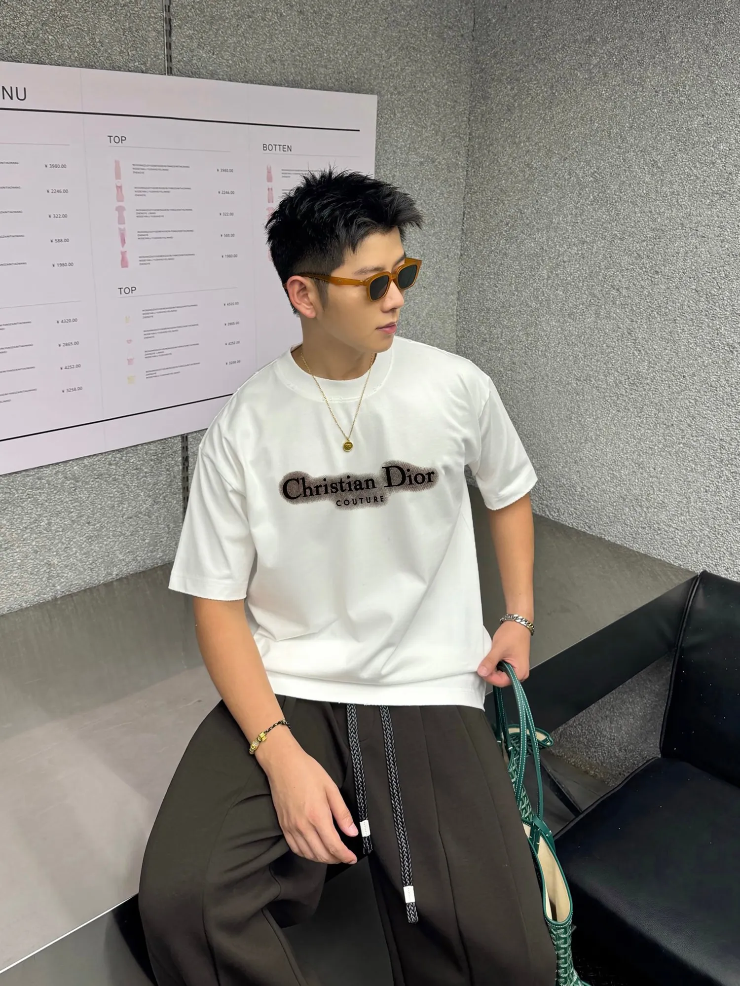 🅿️180 DIOR/Dior 250g round neck short-sleeved T-shirt, brand letter small mark LOGO pattern printing process, official synchronization, high version, high quality, fashionable personality, versatile trend, pure original quality, original fabric, tag, collar label, washed wheat, three labels complete, color: black, white, size: s-xxl