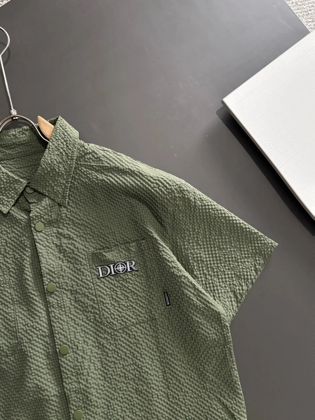 🅿️500 Next day shipping High-quality suit Dior 2025 new summer casual suit, exquisite and high-end details, full of high-end feeling. Customized high-end liquid ammonia cotton fabric, the upper body is crisp and stylish, comfortable and not tight. The clean and neat tailoring is full of urban style, which makes you feel good when you wear it. It is the first choice for high-end fashion people, and the upper body effect is super good-looking! Size: M-5XL.