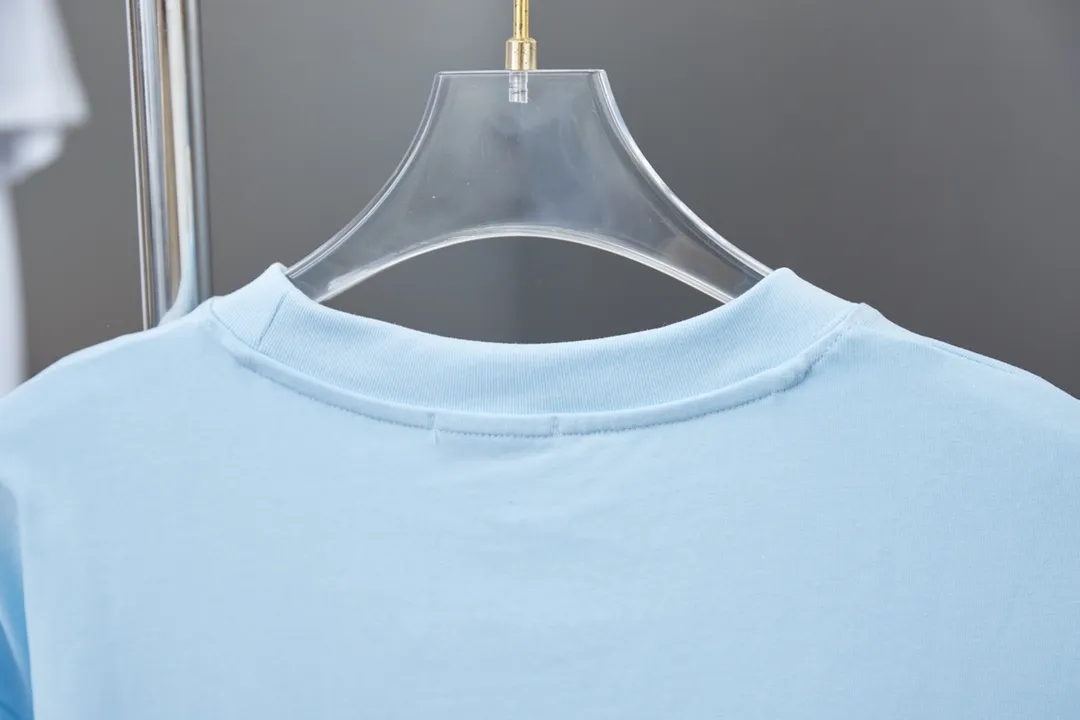 🅿️190 Christian D*or CD 25SS early spring new style embroidered kitten short sleeves light luxury essential item for daily commuting for men and women correct version welcome to compare detailed features · 320g 100% pure cotton double yarn jersey fabric · Custom dyed in the same vat with special thickened 32 pieces double-strand 1X1 thread · Imported Tajima machine embroidery, using artificial silk thread flat embroidery technology, embroidered cat flower pattern · Double-needle sewing and cross-seam technology · Original main mark, washed tag, brand moisture-proof paper packaging Color: white/black/blue Size: S/M/L/XL
