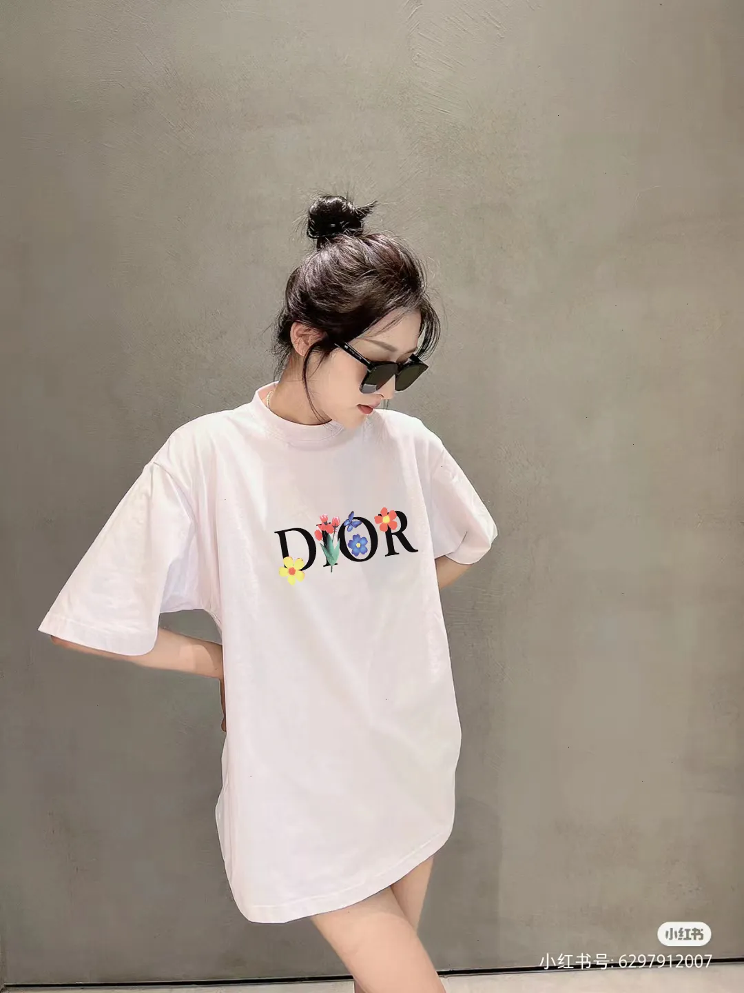 🅿️170 [DIOR Dior] 2025FW short-sleeved T-shirt LOGO printing High-end 26s double yarn 300g fabric Heavy fabric Customized frame ribbing in the same cylinder and dyeing Complete three standards Same style for men and women Color: Black White Size: S M L XL 2XL