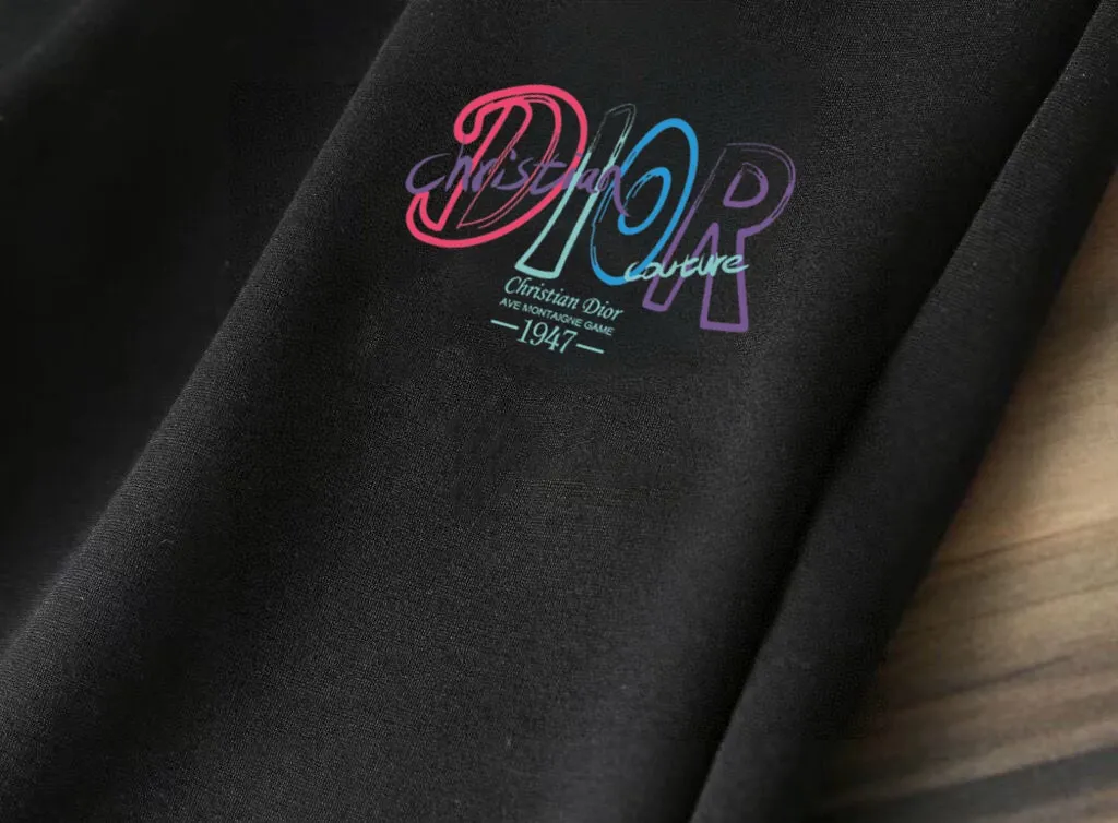 🅿️400 [DIOR Dior] (Fat Man Gospel) hot-selling suit is coming. Focus on the original version of the official website. 2025 new hot-selling cardigan sweater suit. The original order is the best product. 🇭🇰The meticulous work of top designers is dedicated to a fitting and perfect upper body effect. All-natural high-quality Roman cotton 100%, close-fitting comfort, noble and elegant! Original hardware embodies elegance and nobility! Counter size: M-5XL (maximum wear up to 220 pounds)