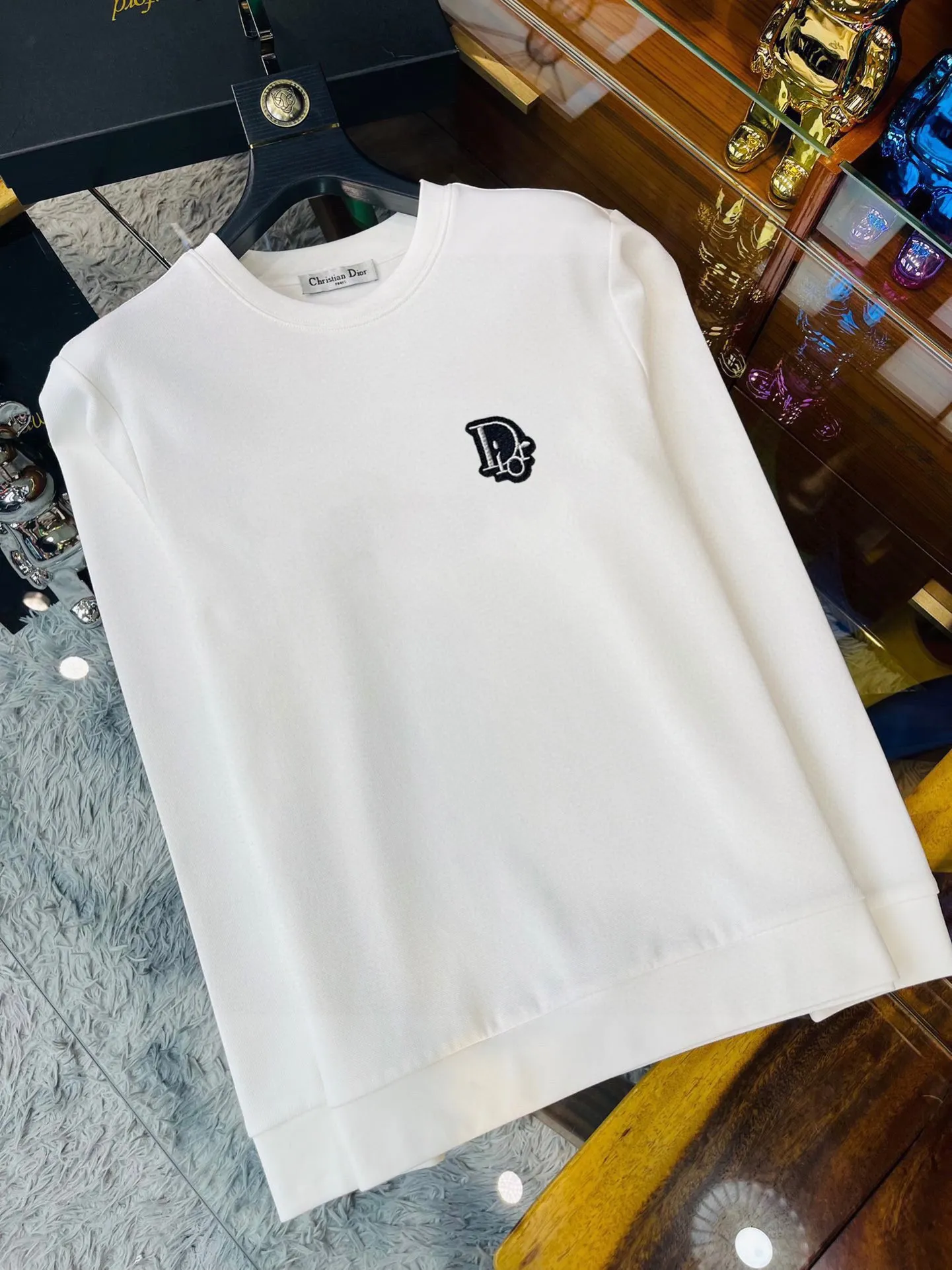 🅿️220 brand [DIOR Dior] (good news for fat people) 2025ss autumn latest long-sleeved round-neck sweatshirt, on sale simultaneously on the official website. Refreshing and breathable. Made of top Tencel Roman. Comfortable and soft. 3D three-dimensional clarity. Super fashion sense. Great for gifting and keeping for yourself. Size: M-5XL (can wear up to 220 pounds)
