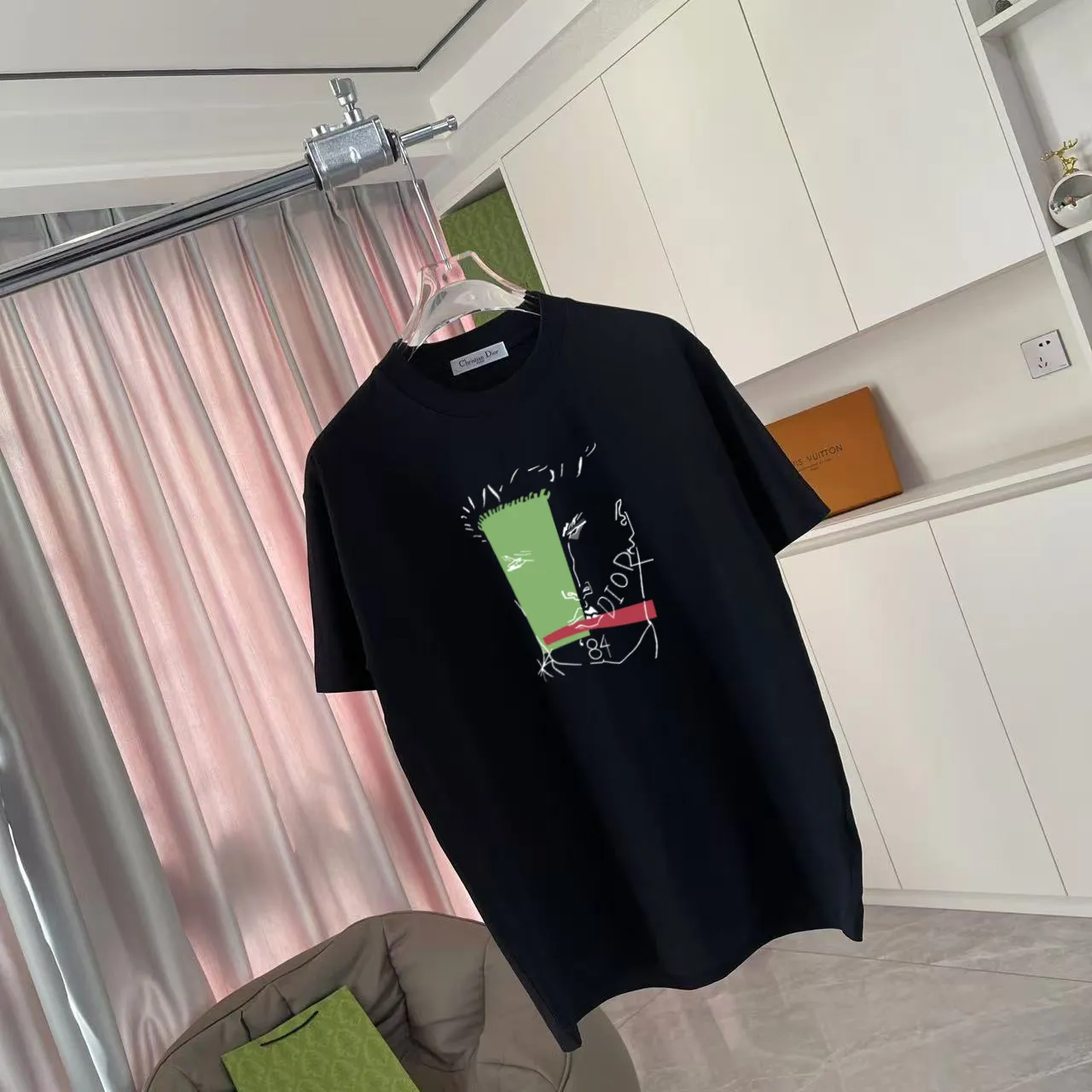 🅿️180 Dio Dior 2025 spring and summer new style personalized letter logo printing short-sleeved T-shirt customized fabric 300g same style for men and women Color: black white pink sky blue Size: S M L XL XXL five sizes ​