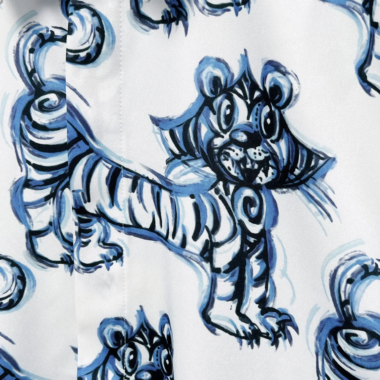 🅿️326 DIO*/Dior painted tiger print shirt Size: M-3XL