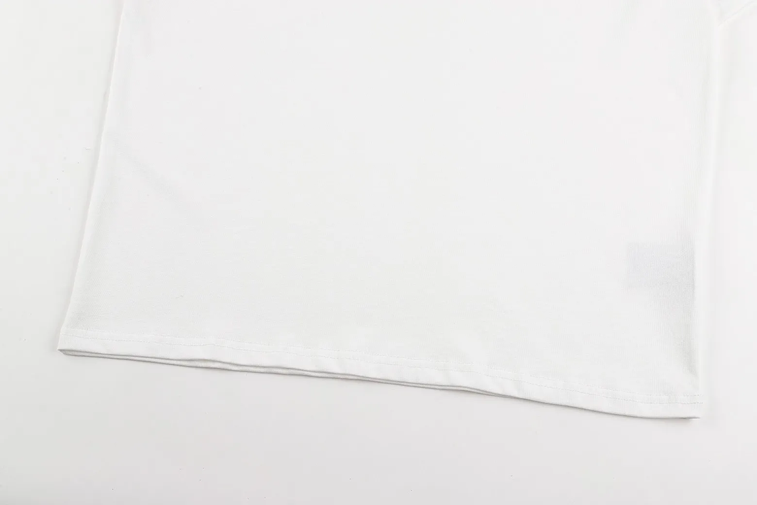 🅿️256 DIOR Di* 2025SS new spring and summer T-shirt is made of 300 high-gram weight pure cotton fabric. It does not need to be washed, which is more comfortable. It is the same style for men and women. The details are in place 💯 Color: Black White Size: S-XL