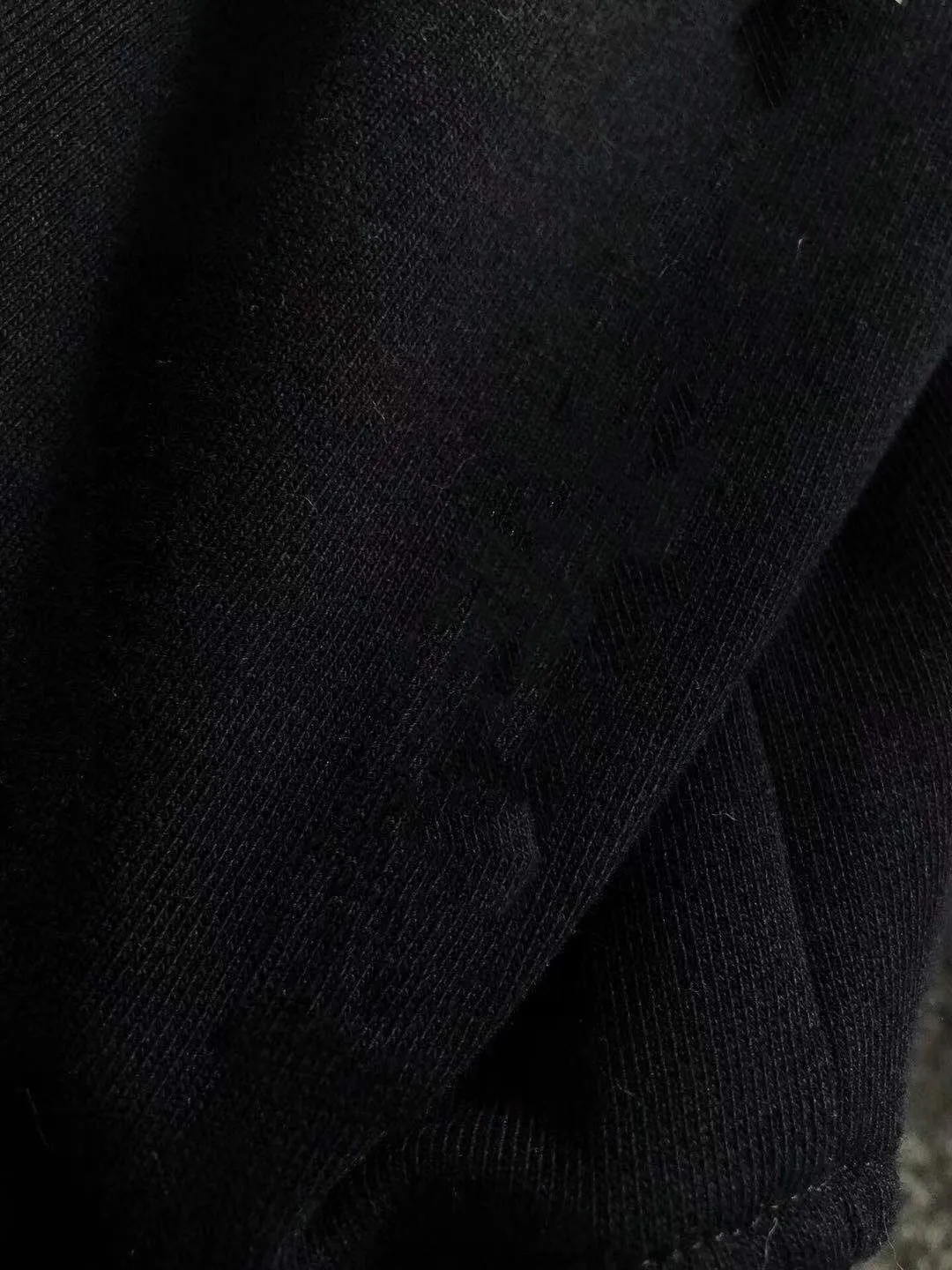 🅿️420 [DIOR Dior] (Fat Man Gospel) hot-selling suit is coming. Focus on the original version of the official website. 2025 new hot-selling cardigan sweater suit. The original order is the best product. 🇭🇰The meticulous work of top designers is dedicated to a fitting and perfect upper body effect. All-natural high-quality Roman cotton 100%, close-fitting comfort, noble and elegant! Original hardware embodies elegance and nobility! Counter size: M-5XL (maximum wear up to 220 pounds)