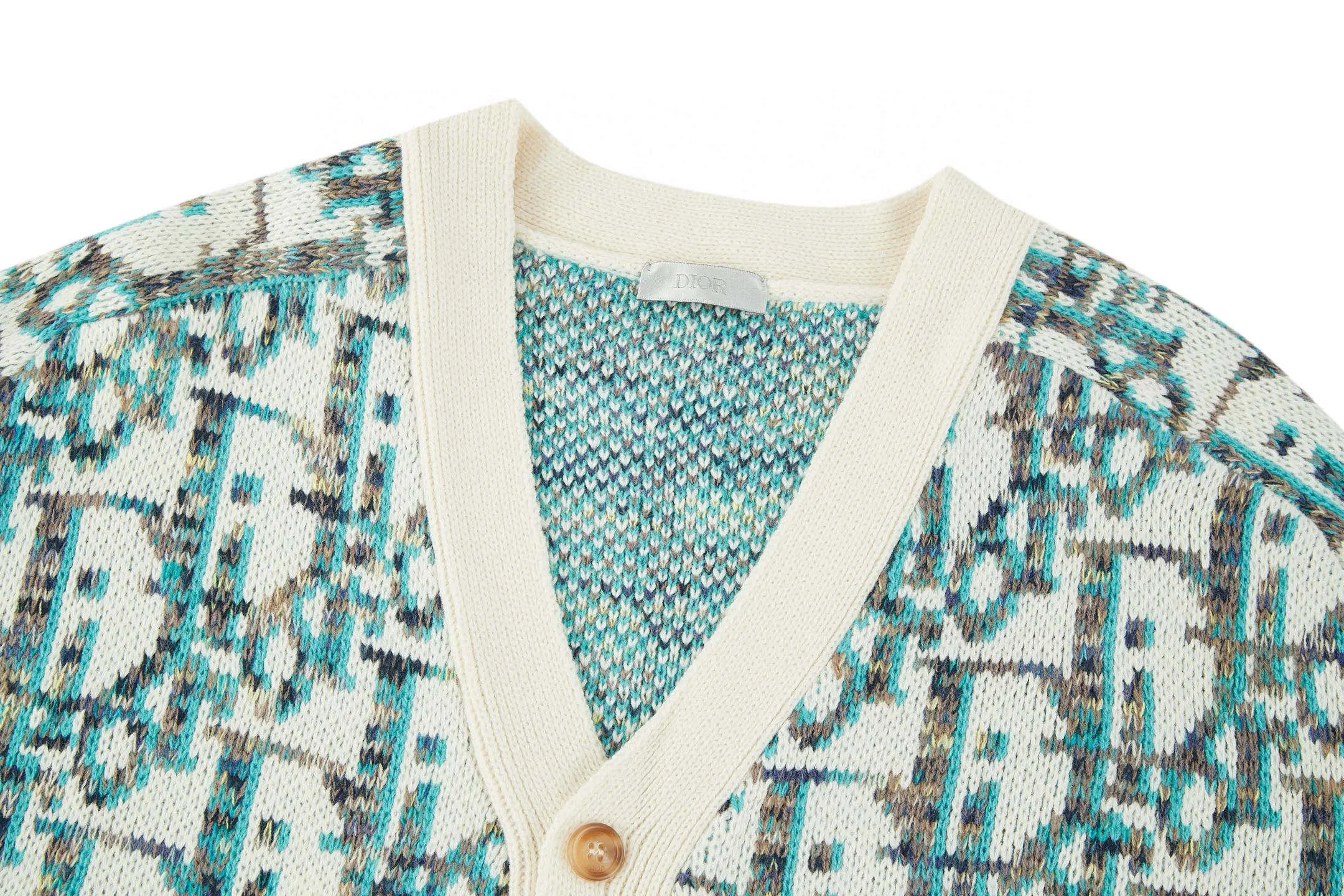 🅿️520 [Exclusive supply] CD 25SS all-over printed jacquard sweater cardigan The national specialty brand purchased the ZP operation for 15,500 yuan. The yarn is made of fixed dyed blue, beige, yellow, and brown yarns, and 100% wool yarn is twisted into strands. The imported 7-needle jacquard craft yarn is clear and textured, with obvious wool fiber on the surface. The special hemless design matches the macaron color to make the upper body perfect. The whole body is jacquard. The buttons are made of natural molded and engraved logo horn buttons. Each letter is in position to distinguish the wrong version on the market. Size:S-M-L