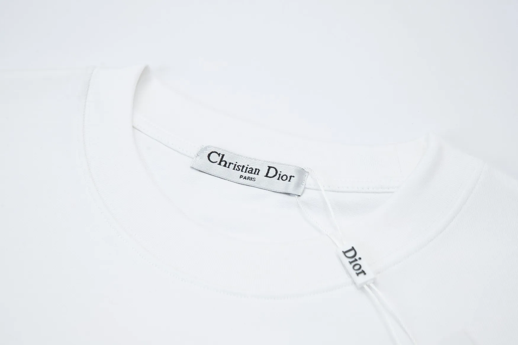 🅿️210 High quality ✨DIO✨🆕Classic logo letter pattern short sleeves. Official website synchronization, pure cotton fabric at the counter! Comfortable against the skin, durable and easy to wear, classic and simple logo design, meticulous original craftsmanship, customized 290G same vat dyed fabric, very comfortable to the touch, latest brick cabinet synchronization, OS off-shoulder version, fashionable and personalized, super versatile and good-looking, very suitable for both men and women, must-have style, tag, collar label, washed wheat, three complete labels, black, white, green, blue 4️⃣ S M L XL