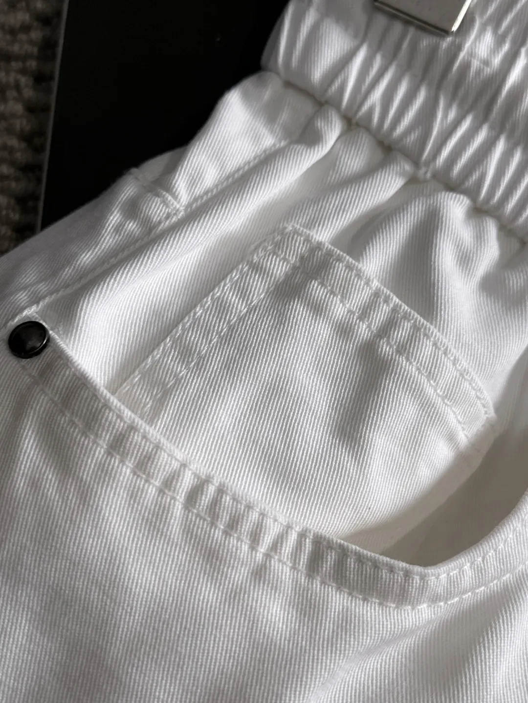🅿️400 next day shipping Dior 2025 spring and summer new elastic band casual pants, thin counter custom fabrics, high breathability and comfort, impeccable details, brand element design concept, reflecting high quality. It feels delicate and soft! It presents a casual cut and the upper body shape is great! Size: M-4XL