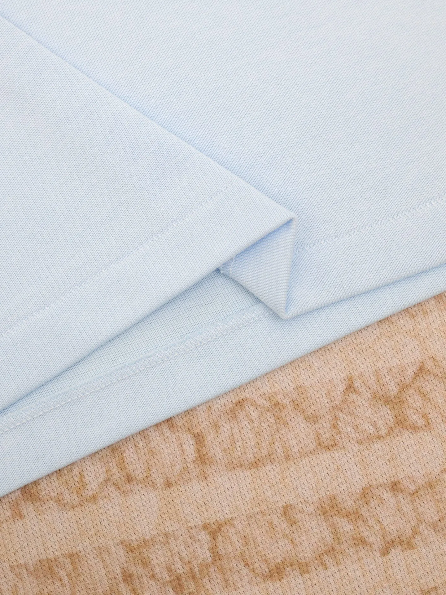 🅿️250 Dio*/Dior 25 new embroidered hollow letter cat pattern round neck short-sleeved T-shirt 270g washed cotton, 36 double yarns, stable, tight and thick feel Four-thread dense edges, double-thread collar edge, double-needle chain bottom hemming and threading Front embroidery, fine workmanship, the cat logo pattern is full of fun Size: S/M/L/XL