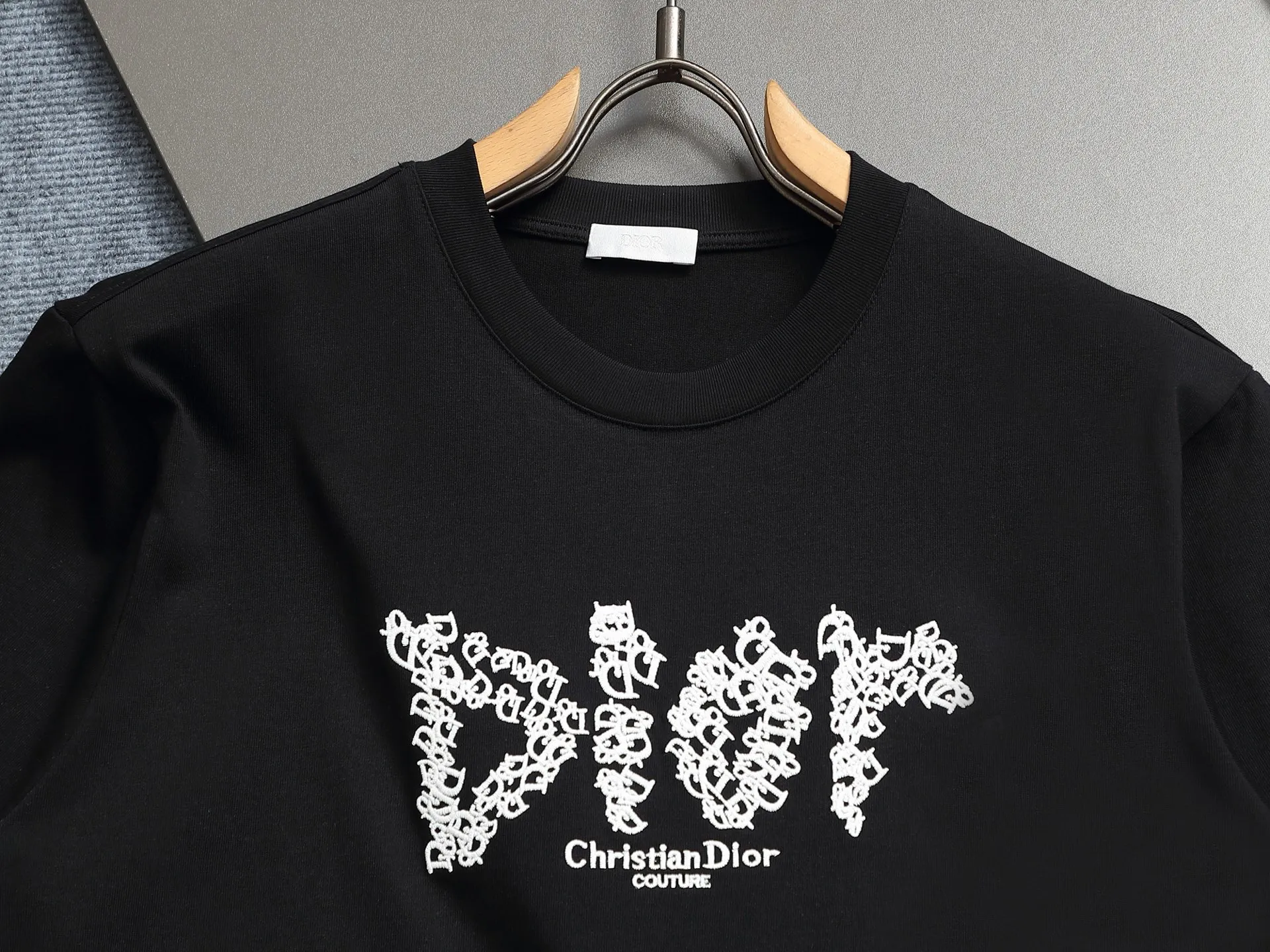 🅿️170 DIOR Dior 2025 SS spring and summer new short-sleeved T-shirt with letter embroidery design, made of 240g double-ply double yarn cotton fabric. The fabric has been washed and treated to make it more comfortable to the touch. Complete with three labels. Color: White Black Size: XS-L