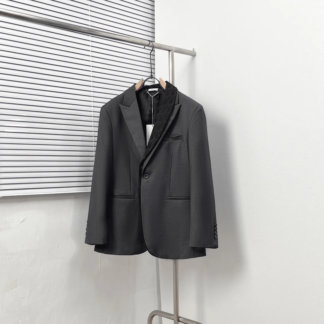 🅿️680 DIO*/Dior green fruit collar all-printed letter suit Code number: 48.50.52.54.56 Color: black gray