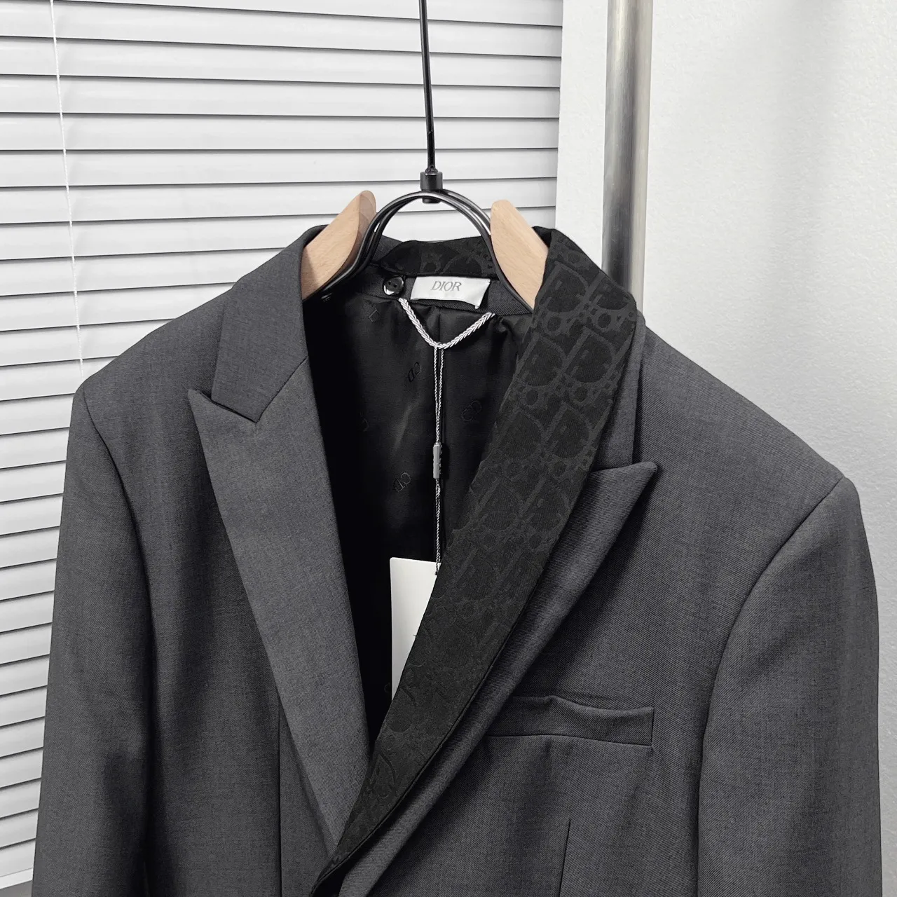 🅿️680 DIO*/Dior green fruit collar all-printed letter suit Code number: 48.50.52.54.56 Color: black gray
