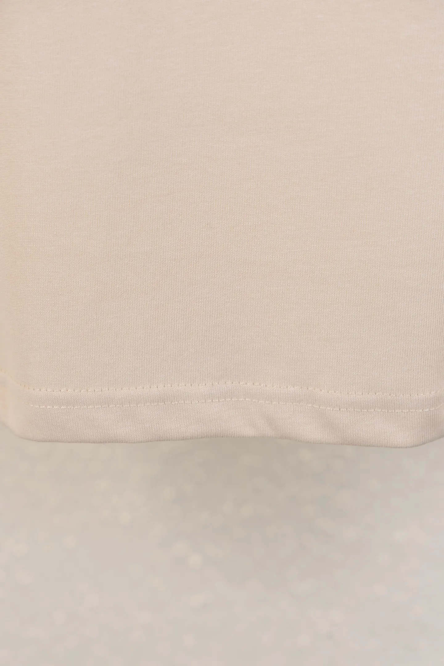 🅿️170 style number k8038 DIOR Dior embroidered letters‼ ️Short-sleeved T-shirt® is the same as the official website *Customized 280g cotton fabric, soft, skin-friendly and comfortable *CD letter logo embroidered on the front *A very simple and elegant one that is unparalleled in terms of upper body comfort, interpreting your luxury and taste, and creating your fashionable charm. ⚠️Washing method: It is recommended to dry clean or wrap the reverse side in a laundry bag and machine wash it quickly in cold water and let it dry naturally! ⚠️ Same style for men and women 𝐂𝐎𝐋𝐎𝐔𝐑: white black light apricot 𝐒𝐈𝐙𝐄 XS S M L