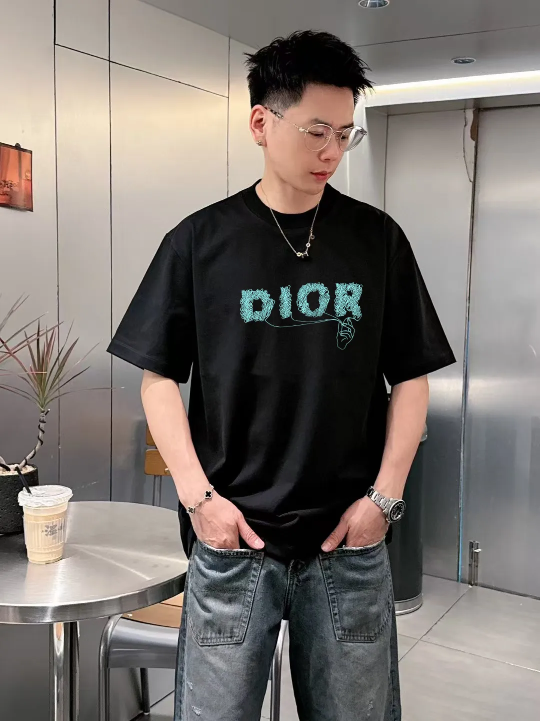 🅿️170 [DIOR Dior] 2025FW short-sleeved T-shirt LOGO printing High-end 26s double yarn 300g fabric Heavy fabric Customized frame ribbing in the same cylinder and dyeing Complete three standards Same style for men and women Color: Black White Size: S M L XL 2XL