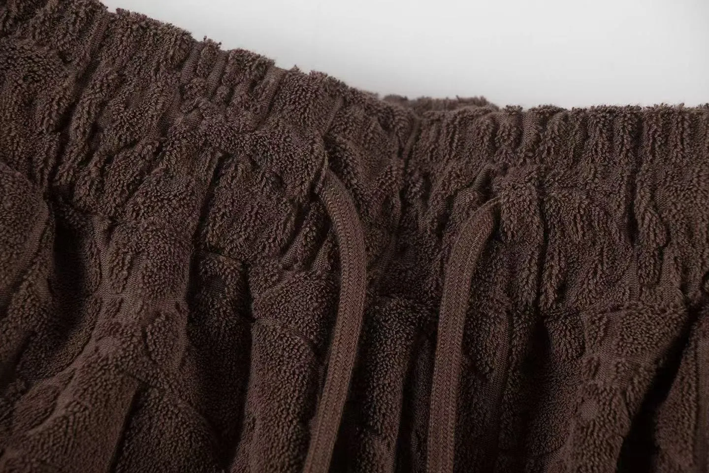 🅿️170 ❥B806# High quality Dior 2025Fall spring and summer new series Presbyopia jacquard terry shorts Custom-woven and dyed pure cotton 100% gram weight 300G fabric Positioning and tailoring heavy material size: S M L XL Color: brown