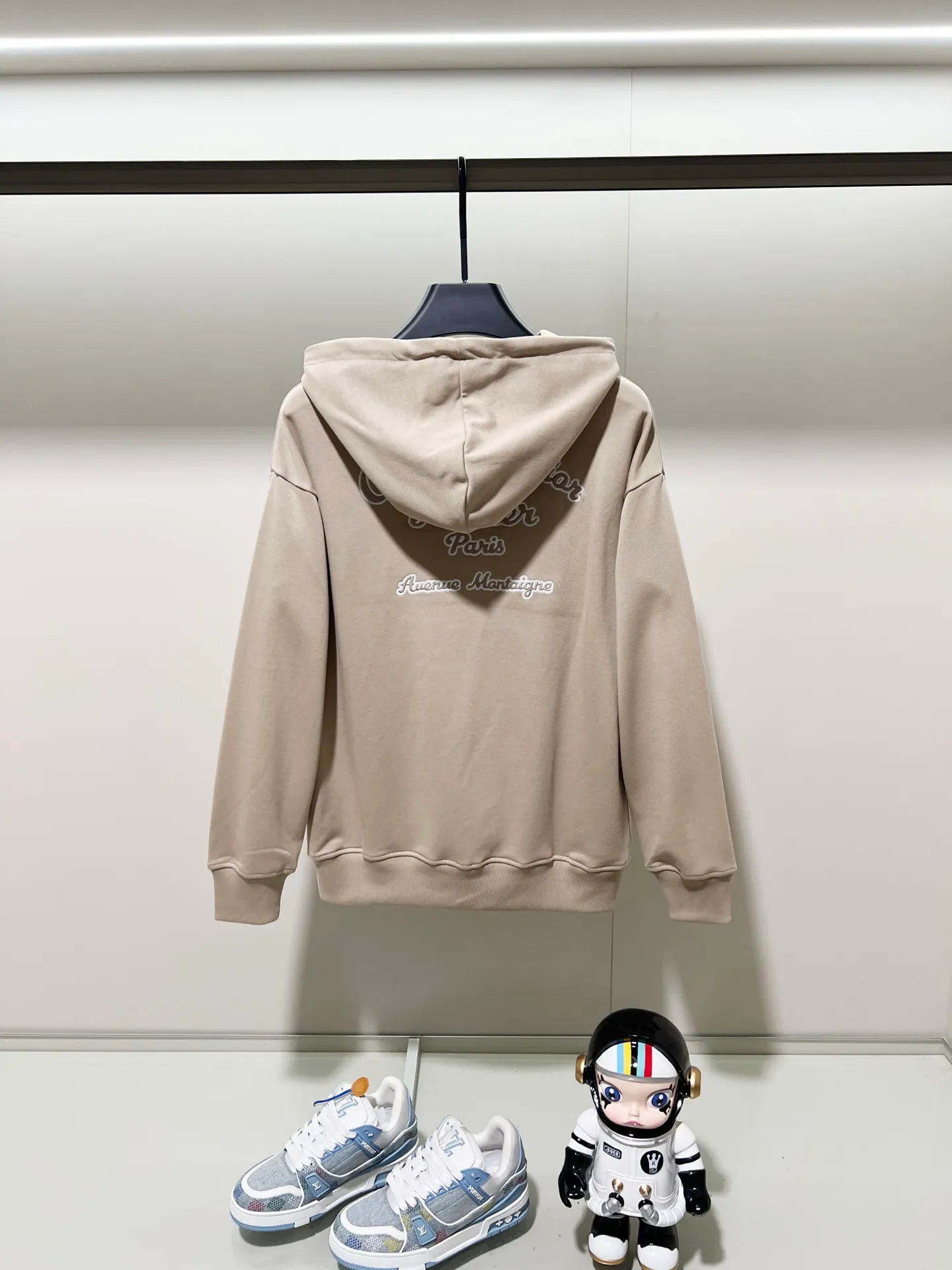 🅿️290 DIOR/Dior 420g pure cotton fabric hooded sweatshirt, front and back knot letter signature ✍️embroidery🪡LOGO logo, official synchronization, high version, high quality, fashionable personality, versatile trend, pure original quality, original fabric, tag, collar label, washed wheat, complete three standards, color: black, khaki, white, gray. Size: XS-L