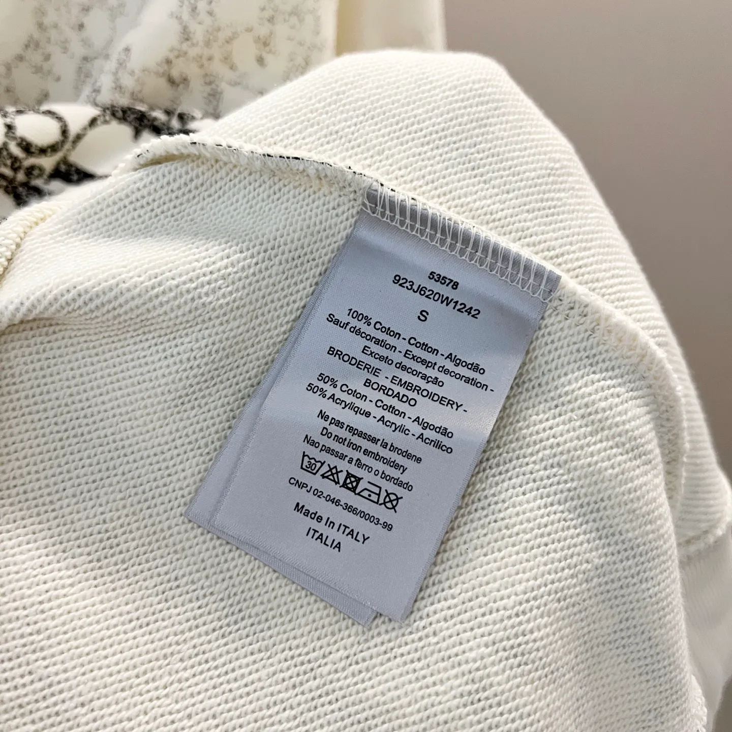 🅿️250 DIOR/Dior 420g pure cotton round neck sweatshirt, presbyopic gradient brand letters half-body printed LOGO, official synchronization, high version, high quality, fashionable personality, versatile trend, pure original quality, original fabric, tag, collar label, washed wheat, complete three standards, color: black, apricot. Size: XS-L