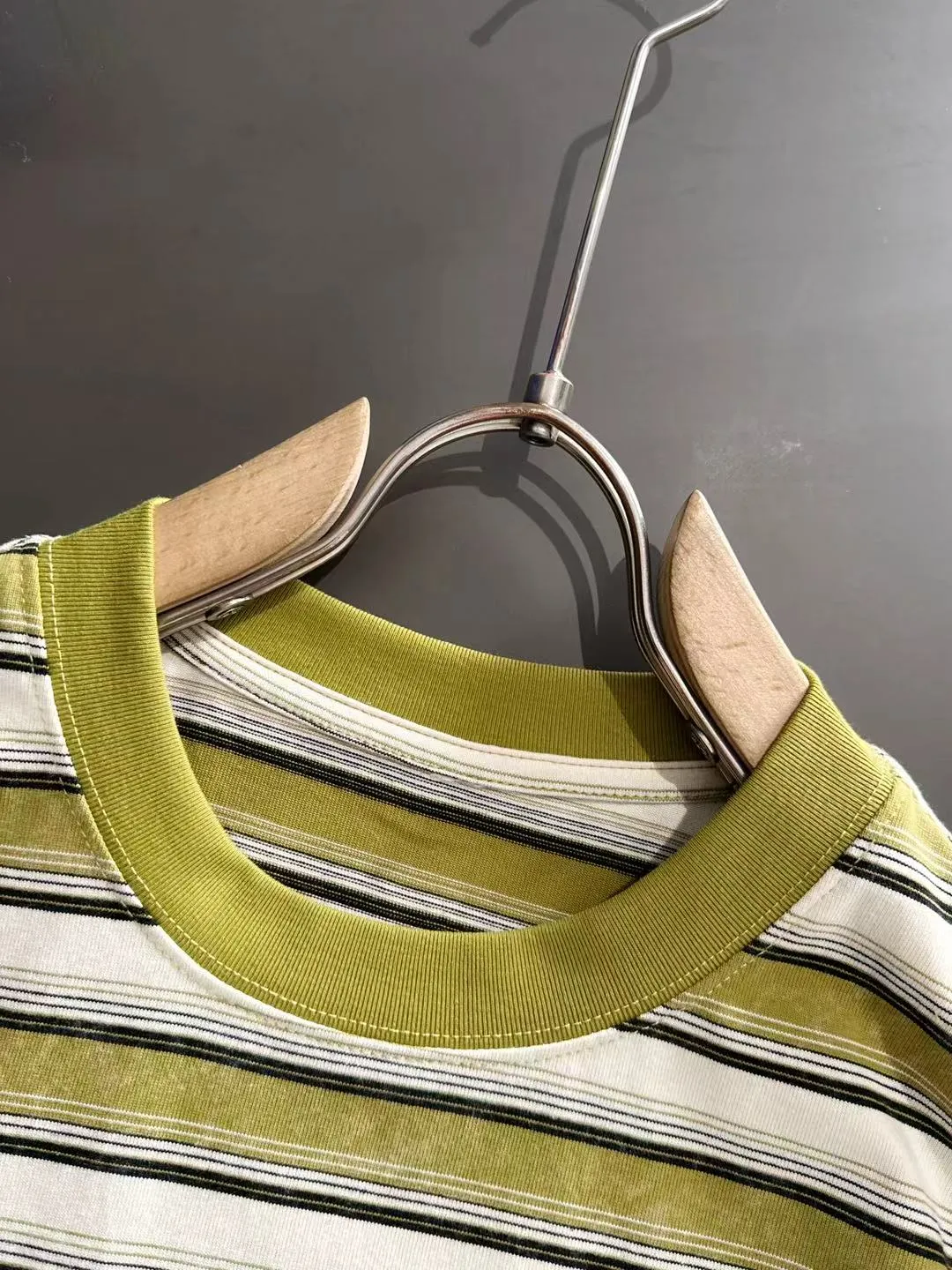 🅿️270 shipped next day DIOR Dior 2025 spring and summer new high quality launch of double yarn pure cotton striped fabric short-sleeved personalized exclusive style will not deform or shrink after being soaked in water SIZE: M-3XL