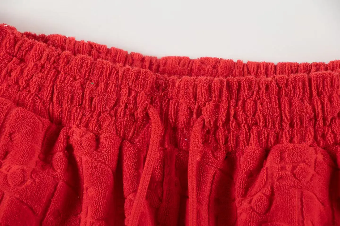 🅿️170 ❥B806# High quality Dior 2025Fall spring and summer new series Presbyopia jacquard terry shorts Custom weaving and dyeing pure cotton 100% gram weight 300G fabric Positioning and cutting heavy material size: S M L XL Color: red