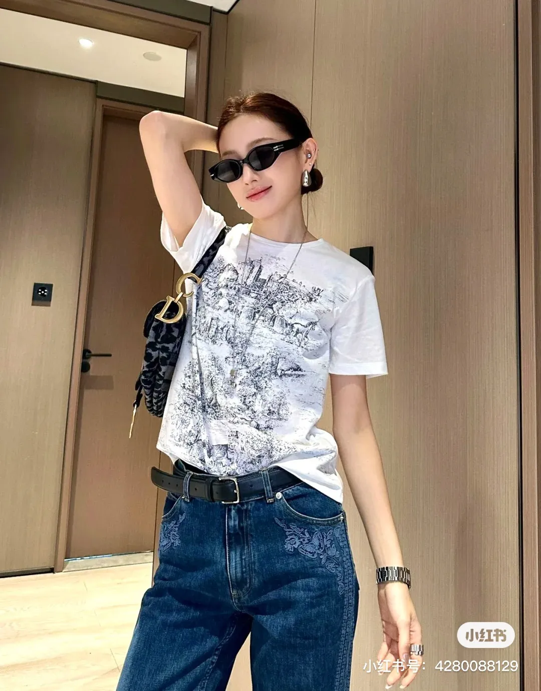 🅿️130 M128#Dior•25ss new linen non-sensory printed embroidered short-sleeved T-shirt ✅✅✅Ready stock Focus on quality Feel free to compare Size: S M L Color: White