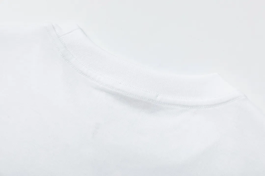 🅿️170 Dior Dior joint stone island series 2025 new three-dimensional silicone letter logo Uniform short-sleeved T-shirt for men and women ·Customized 280 grams of 100% double yarn pure cotton fabric ·Defined dyeing of 32 double-strand threads ·Laser three-dimensional convex glue technology ·Collar label, hangtag, main mark and three labels complete Color: white Size: XS S M L