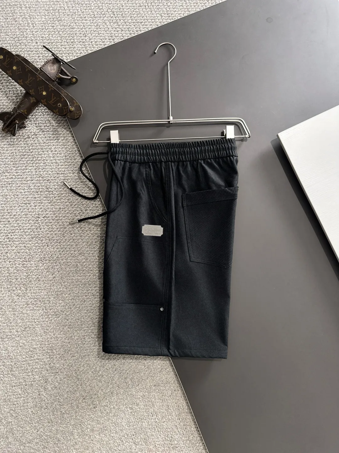 🅿️330 Next day shipping High-end goods Dior 2025 spring and summer new elastic band casual shorts, custom-made fabrics at the counter. High breathability and comfort, impeccable details, brand element design concept, reflecting high quality. It feels delicate and soft! It presents a casual cut and the upper body shape is great! Size: M-3XL