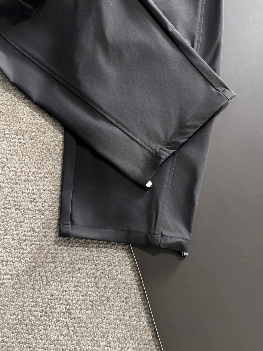 🅿️390 next day shipping DIOR 2025 spring and summer new elastic band casual pants, thin counter custom fabrics, high breathability and comfort, impeccable details, brand element design concept, reflecting high quality. It feels delicate and soft! It presents a casual cut and the upper body shape is great! Size: M-4XL