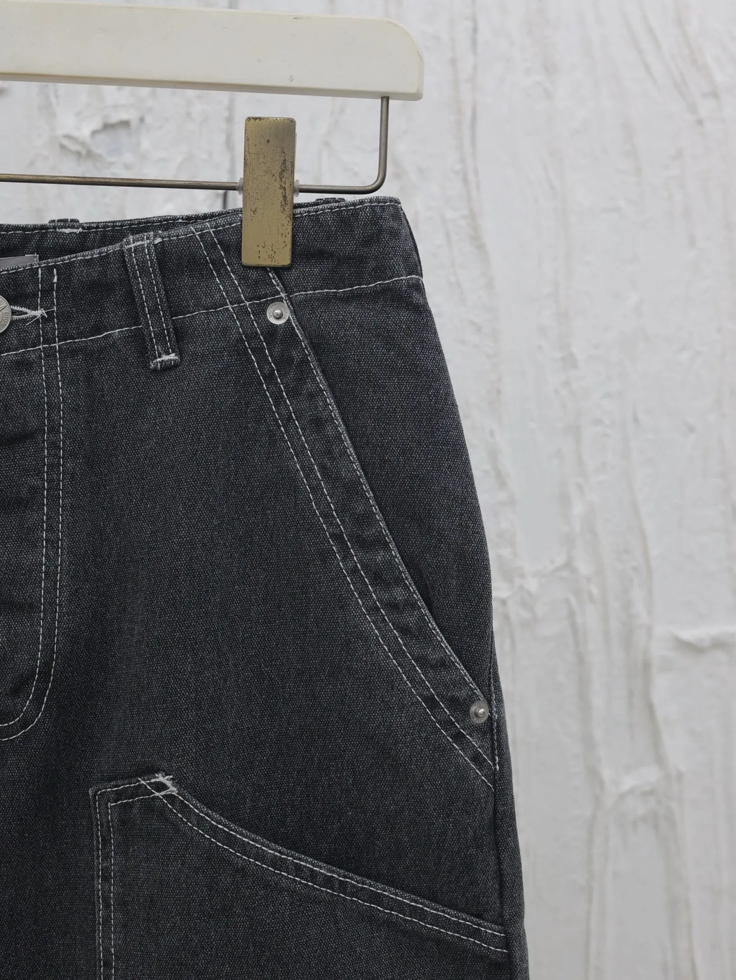 🅿️596 Dio* / Dior 25FW Dior co-branded Stone Island four-pocket canvas jeans trousers. Custom-woven denim fabric, soft and comfortable texture, original washed and faded, loose fit, original molded hardware buttons, complete three-label accessories Size: S/M/L/XL