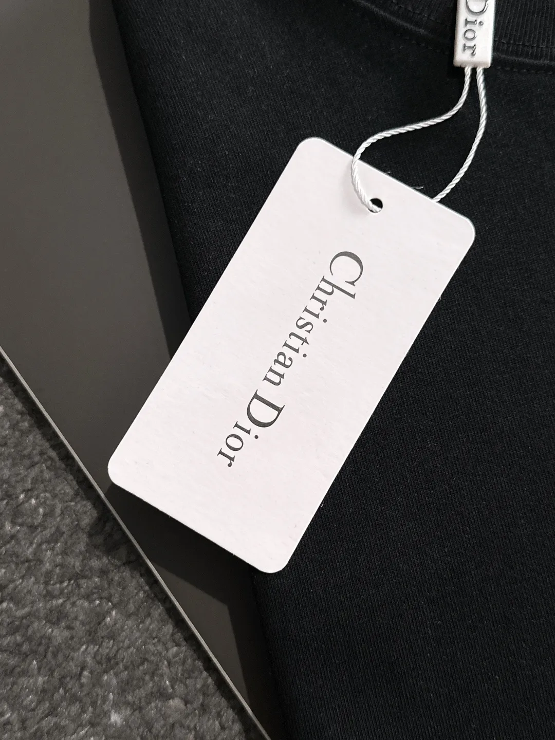 🅿️180 Dior 2025SS latest round neck fashionable short-sleeved T-shirt in spring and summer, synchronized with the official website, pure cotton fabric at the counter! Comfortable against the skin, durable and easy to wear, classic and simple logo design, meticulous original craftsmanship, a must-have item for handsome men, size S-XXL
