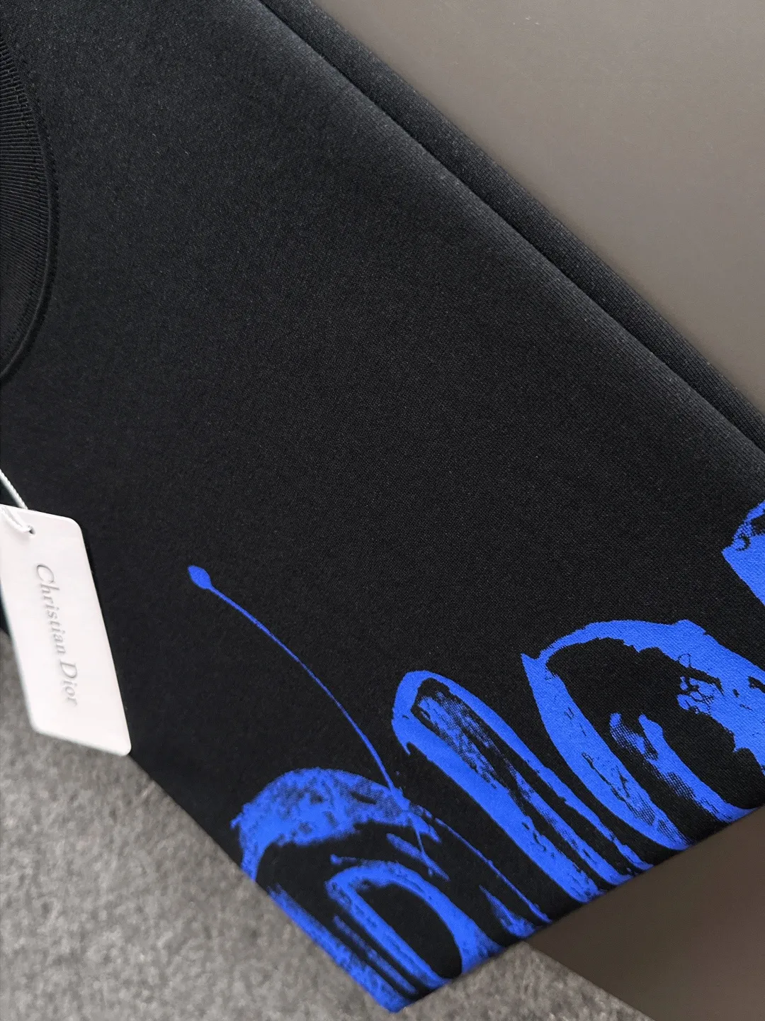 🅿️180 Dior 2025SS latest round neck fashionable short-sleeved T-shirt in spring and summer, synchronized with the official website, pure cotton fabric at the counter! Comfortable against the skin, durable and easy to wear, classic and simple logo design, meticulous original craftsmanship, a must-have item for handsome men, size S-XXL