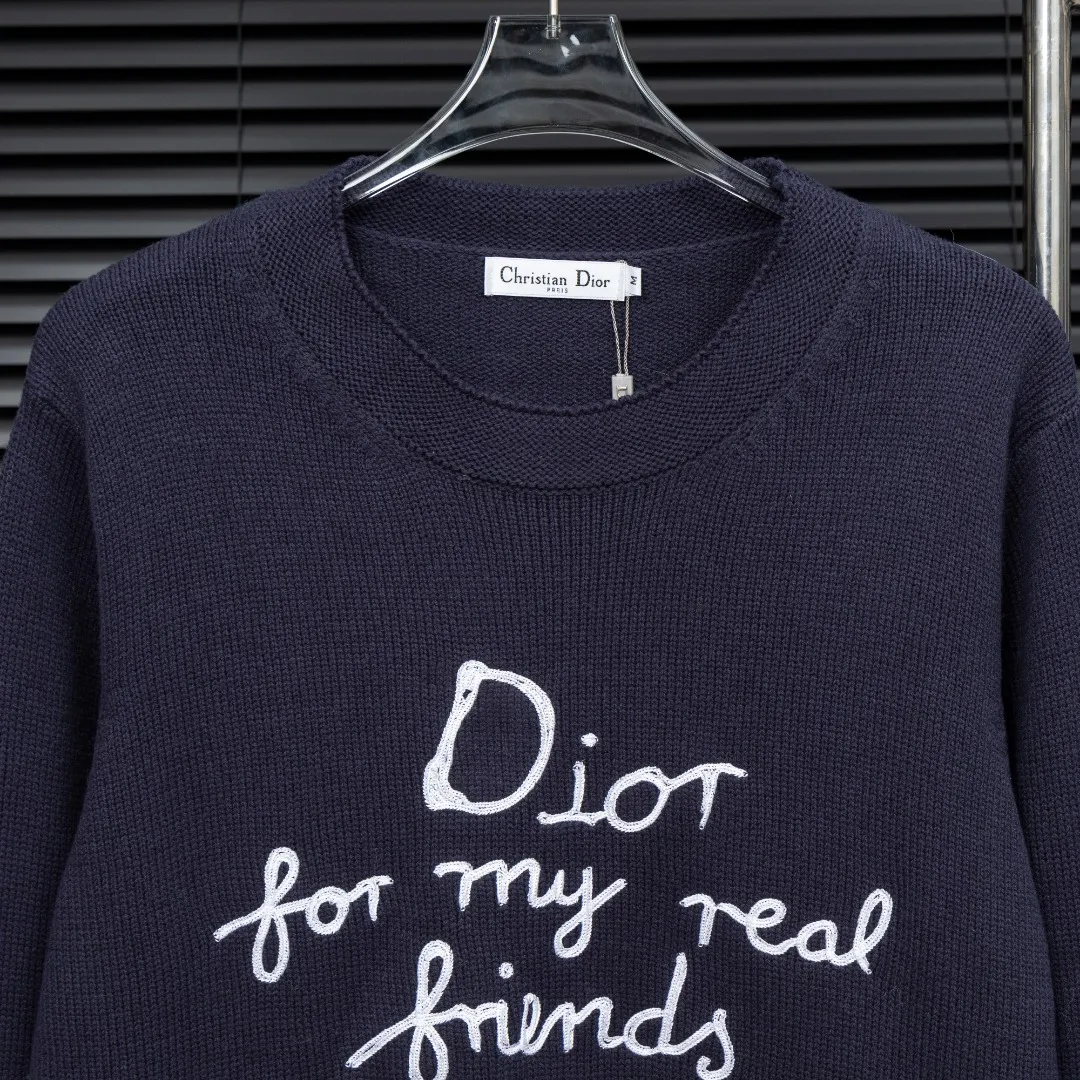 🅿️330 Style: DIOR hand-painted graffiti knitted long-sleeved sweater Size: S-XXL Fabric: Wool blend Accessories: Full set of customized original accessories No gender distinction, same style for men and women