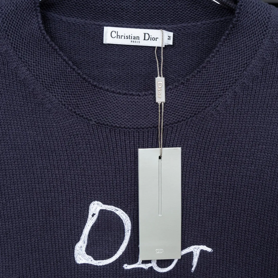 🅿️330 Style: DIOR hand-painted graffiti knitted long-sleeved sweater Size: S-XXL Fabric: Wool blend Accessories: Full set of customized original accessories No gender distinction, same style for men and women