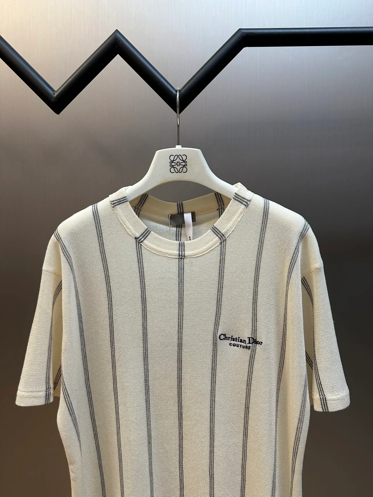 🅿️370 DIOR linen blended short-sleeves, customized 30% linen blended with hemp, imported embroidery, wool fermentation washing ⚠️Hand washing is recommended (this product is made of wool and is not easy to machine wash) size: s m l xl