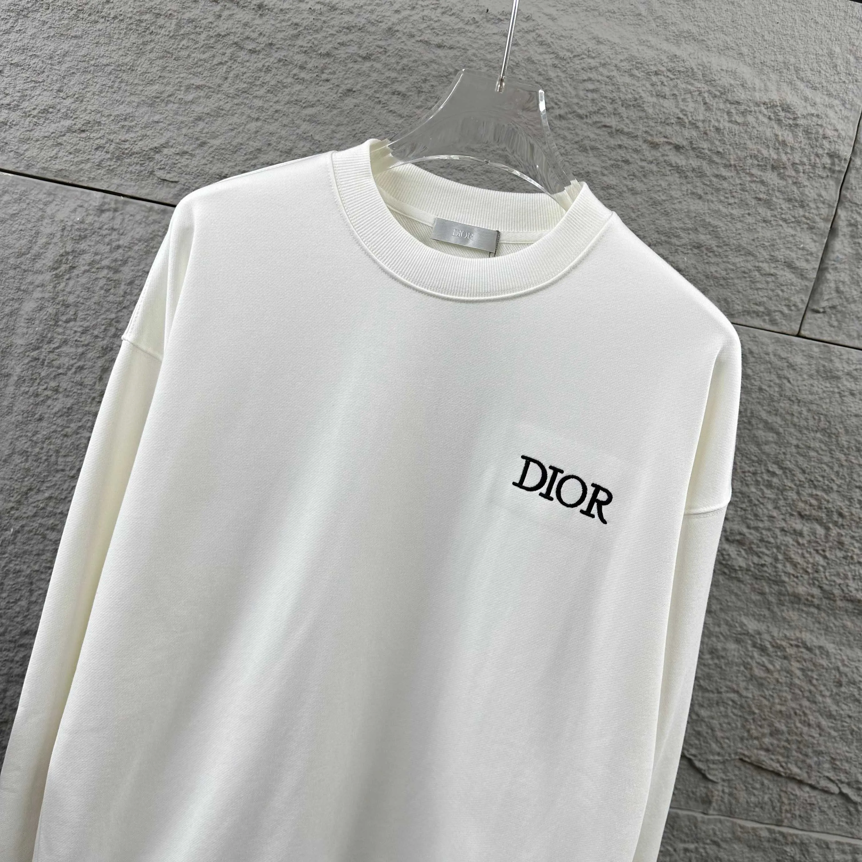 🅿️250 Dio* Christian Dior 2025 early autumn and winter new style Classic letters simple embroidery, simple and elegant Customized terry fabric Long-sleeved round neck sweatshirt Unisex Color: Black White Size: S (90-130 catties) M (120-150 catties) L (140-165 catties) XL (160-180 catties) XXL (180-210 pounds)