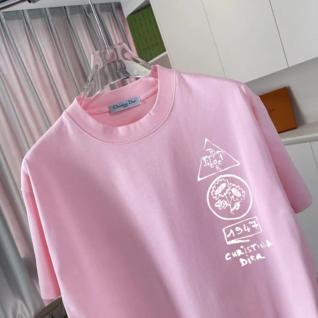 🅿️170 Dio*Dior 2025 summer new style Personalized letter logo printing Short-sleeved T-shirt Customized fabric 300g Same style for men and women Color: Black White Pink Iron Gray Size: S M L XL XXL Five codes​