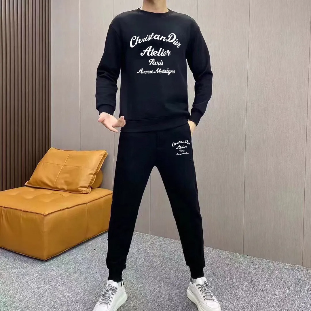 🅿️380 direct batch [DIOR Dior] (Fat Man Gospel) hot-selling suit is coming. Focus on the original version of the official website. 2025 new hot-selling sweatshirt suit. The original order is the best. 🇭🇰The meticulous work of top designers. Just for a fitting and perfect upper body effect. All-natural high-quality Roman cotton 100%, close-fitting comfort, noble and elegant! Original hardware embodies elegance and nobility! Counter size: M-5XL (maximum wear up to 220 pounds)