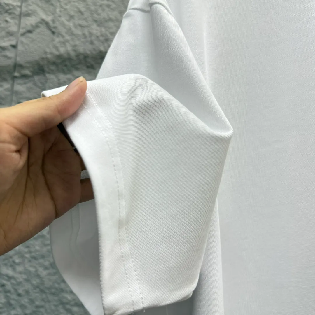 🅿️180 Dio* Dior 2025 spring and summer new style Classic letter silver thread embroidery Customized double yarn plain cotton fabric Short-sleeved T-shirt Uniform for men and women Size: S (90-130 catties) M (120-150 catties) L (140-165 catties) XL (160-180 catties) XXL (180-210 catties) Color: black white
