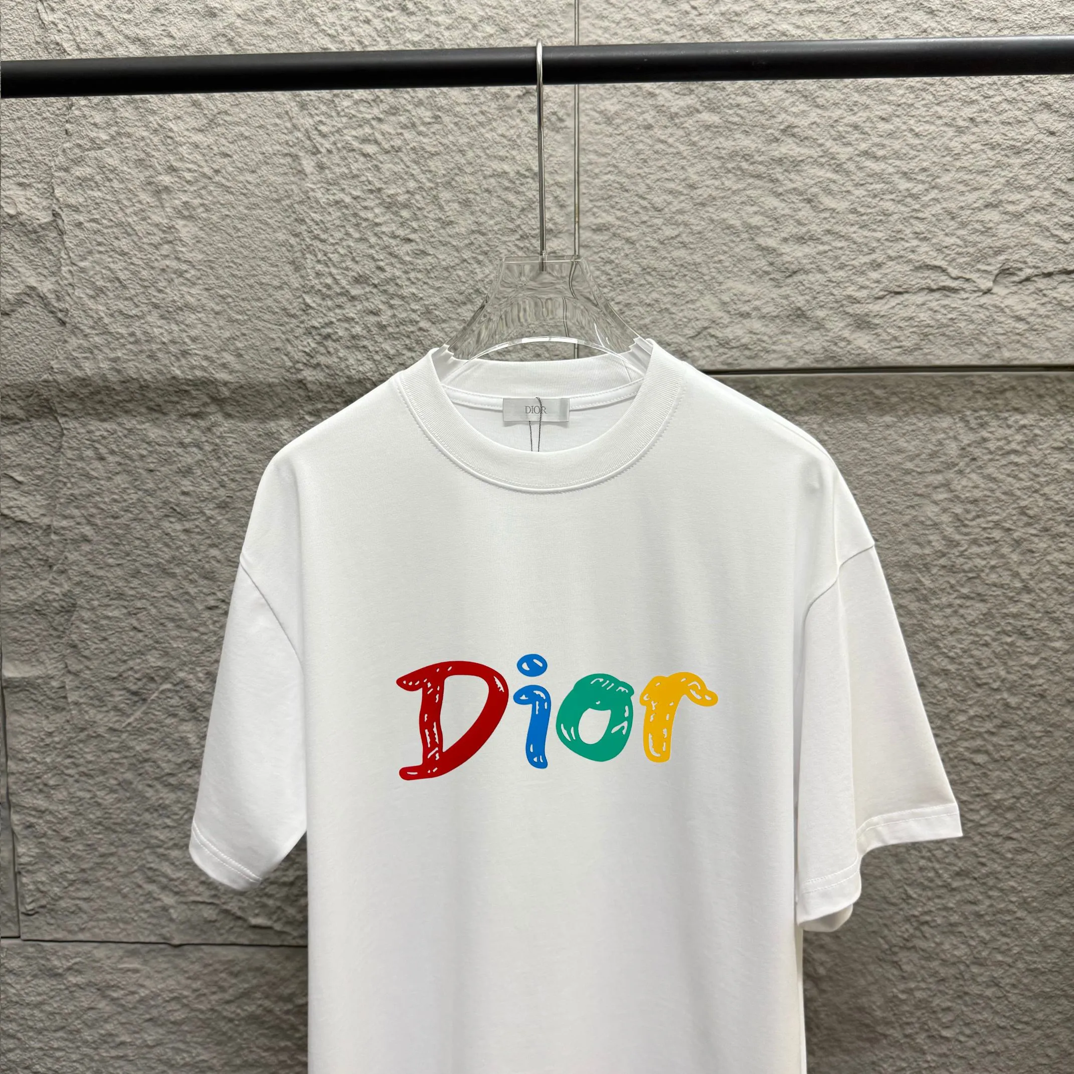 🅿️180 Dio* Dior 2025 spring and summer new style Classic colorful letters thick plate three-dimensional silicone technology Simple and elegant Customized double yarn plain cotton fabric Short-sleeved T-shirt Unisex Color: Black White Size: S (90-130 catties) M (120-150 catties) L (140-165 catties) XL (160-180 catties) XXL (180-210 pounds)