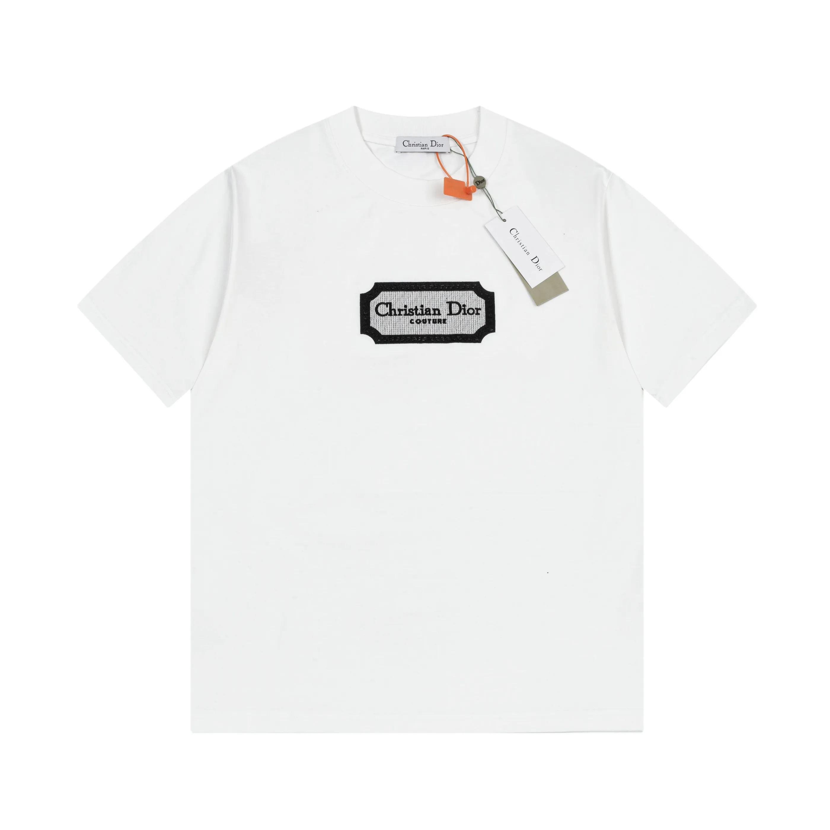 🅿️190 Dior DIOR's new classic embroidered short-sleeved T-shirt, high quality 🔥nylon pure cotton wash hand feel, logo letters embroidered on the front, specially customized ribbing. The fabric is comfortable and soft, restoring the trend brought by special craftsmanship, custom dyed, complete with three standards. Non-market ordinary version. Compare at will. Quality is absolutely guaranteed. Same style for men and women. Color: Black White Size: S M L XL [Style No. D901]