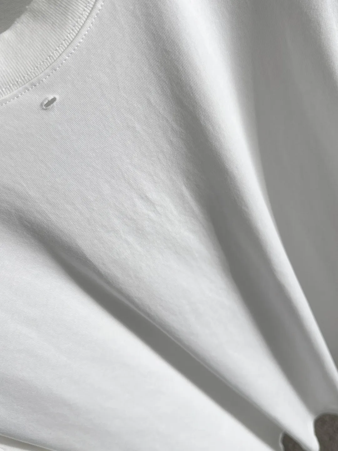 🅿️270 shipped next day Dior 2025 summer new style (top quality, differentiated currency) launches double yarn pure cotton fabric short sleeves, spring and summer catwalk style, personalized and exclusive style, same style for men and women, using imported custom-dyed fabrics, chain bottom back collar, fully shoulder-covering, no deformation or shrinkage when exposed to water, SIZE: M to 3XL